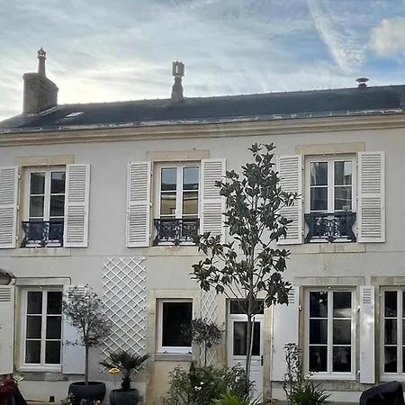Villa Maison Independante En Centre Le Mans